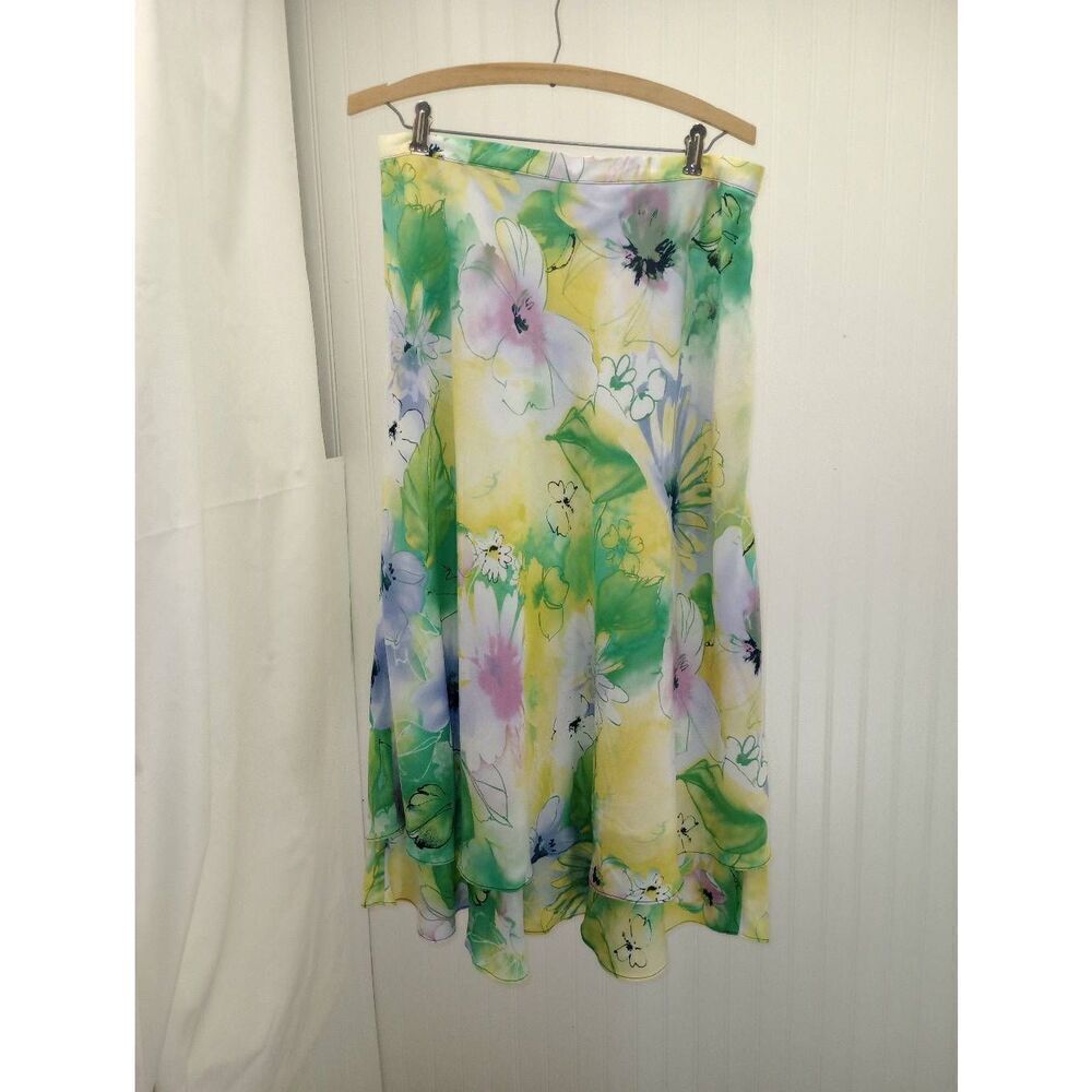 Napa Valley, 2 tier , floral midi skirt.size 14